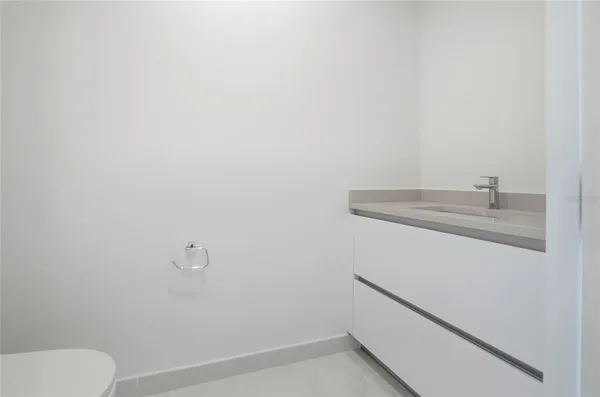 $6,800 | 400 Central Avenue, Unit 2008, St. Petersburg, FL 33701