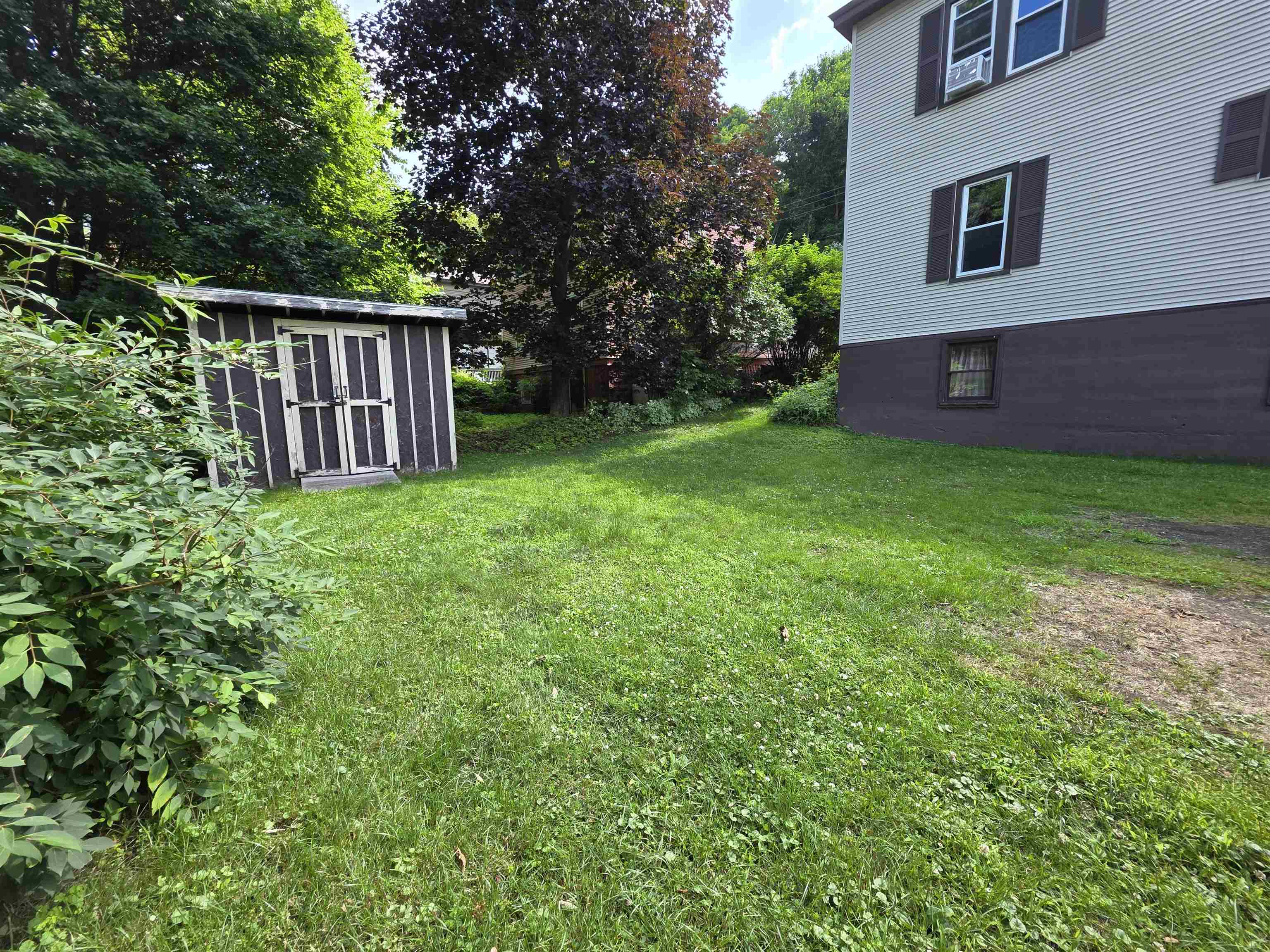 98 Merchant Street Barre, VT 05641 - Photo 4 of 34