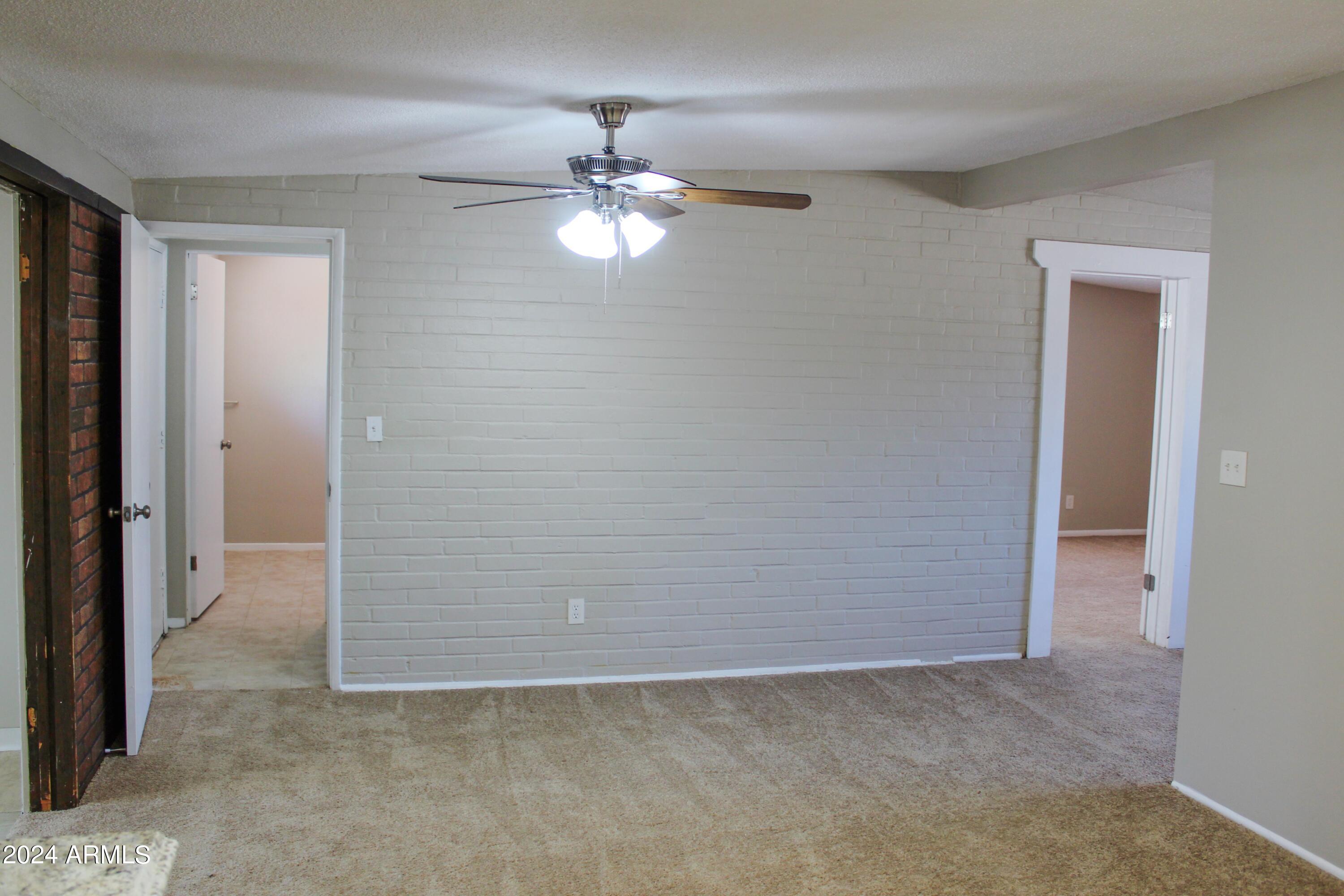 437 Hartford Road Kearny, AZ 85137 - Photo 13 of 29 dining
