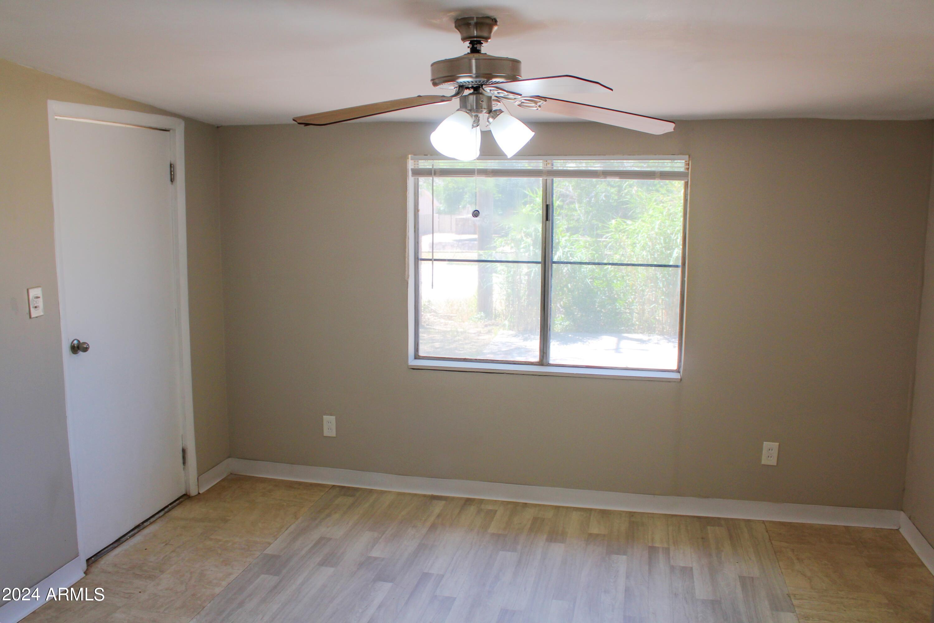 437 Hartford Road Kearny, AZ 85137 - Photo 15 of 29 family