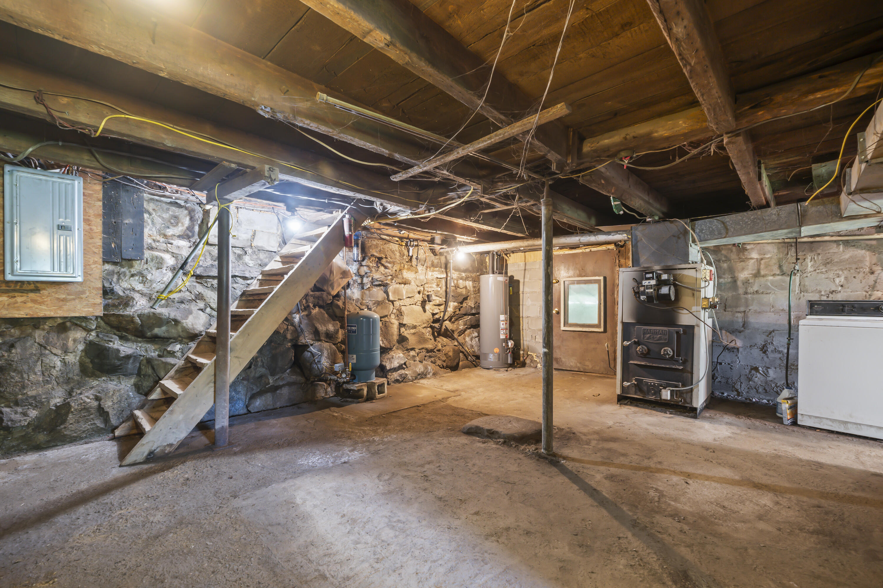27 North Wayne Road Wayne, ME 04284 - Photo 29 of 34 Basement
