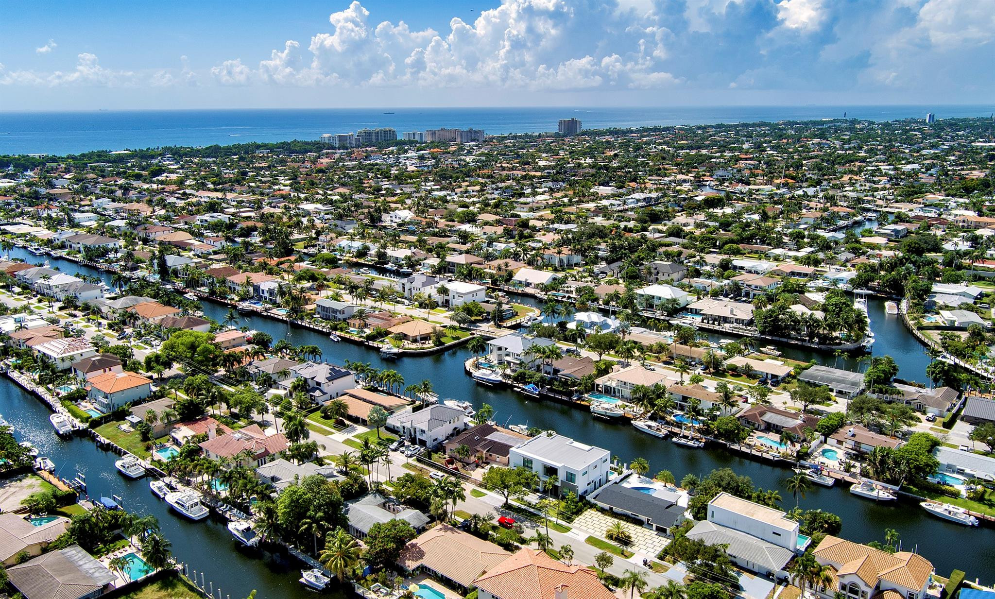 2310 Northeast 48th Court Lighthouse Point, FL 33064 - Photo 40 of 61 an aerial view of a city