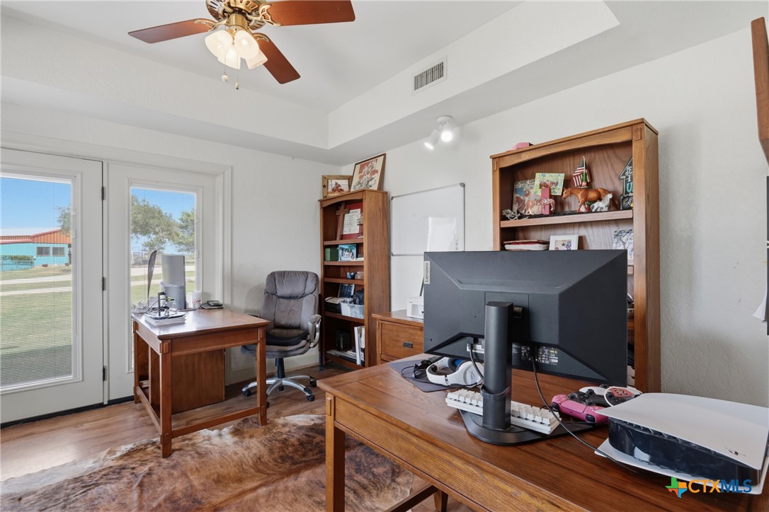 4874 Old Lehmann Road Kingsbury, TX 78638 - Photo 10 of 48 office