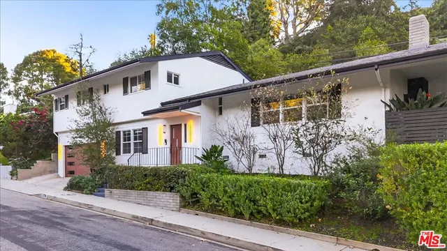 $2,900,000 | 15440 Hamner Drive, Los Angeles, CA 90077