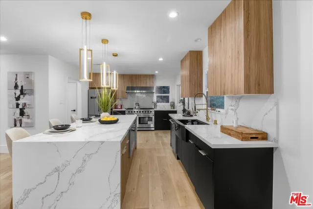 $2,900,000 | 15440 Hamner Drive, Los Angeles, CA 90077