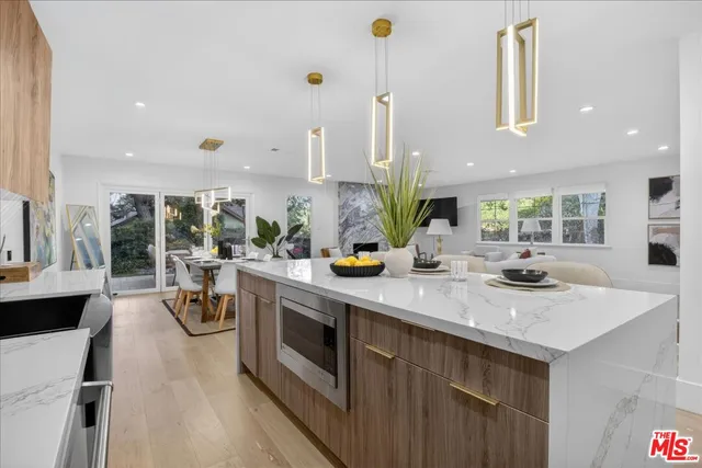 $2,900,000 | 15440 Hamner Drive, Los Angeles, CA 90077
