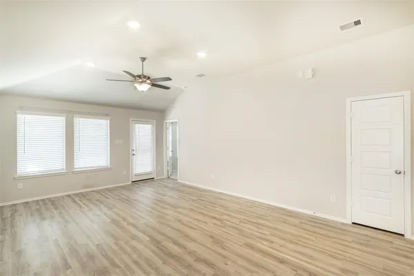 $1,870 | 445 Camas Creek Lane, Magnolia, TX 77354