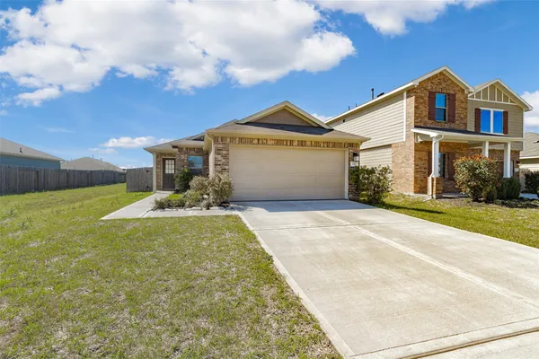 $1,870 | 445 Camas Creek Lane, Magnolia, TX 77354