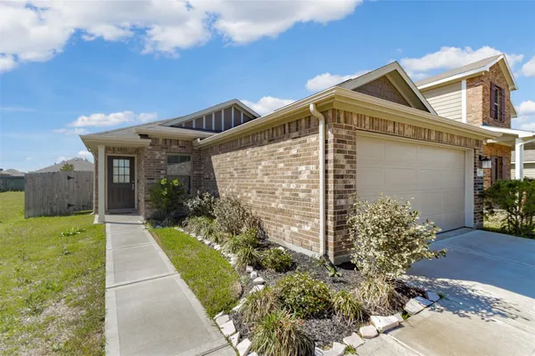 $1,870 | 445 Camas Creek Lane, Magnolia, TX 77354