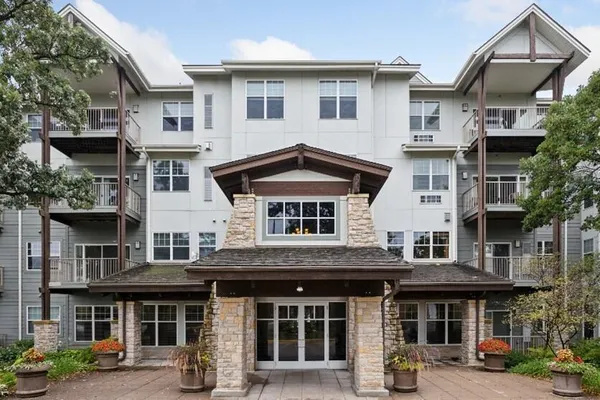 $298,000 | 1900 Rush Lake Trail, Unit 315, New Brighton, MN 55112