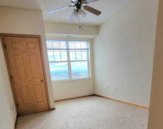 $298,000 | 1900 Rush Lake Trail, Unit 315, New Brighton, MN 55112