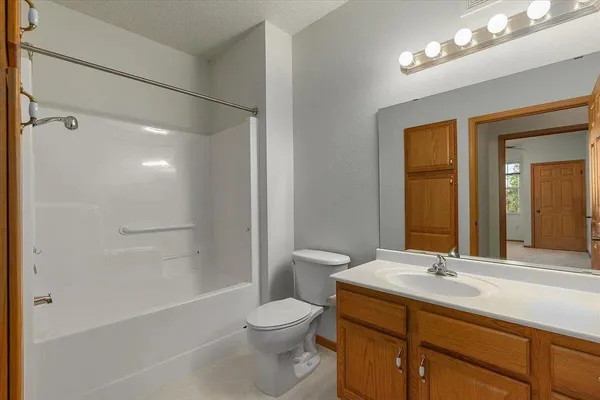 $298,000 | 1900 Rush Lake Trail, Unit 315, New Brighton, MN 55112