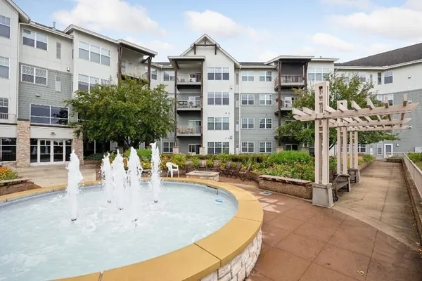 $298,000 | 1900 Rush Lake Trail, Unit 315, New Brighton, MN 55112