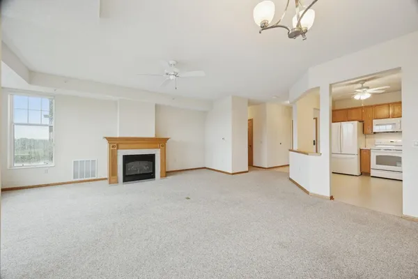 $298,000 | 1900 Rush Lake Trail, Unit 315, New Brighton, MN 55112