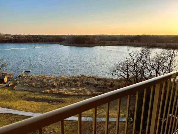 $298,000 | 1900 Rush Lake Trail, Unit 315, New Brighton, MN 55112
