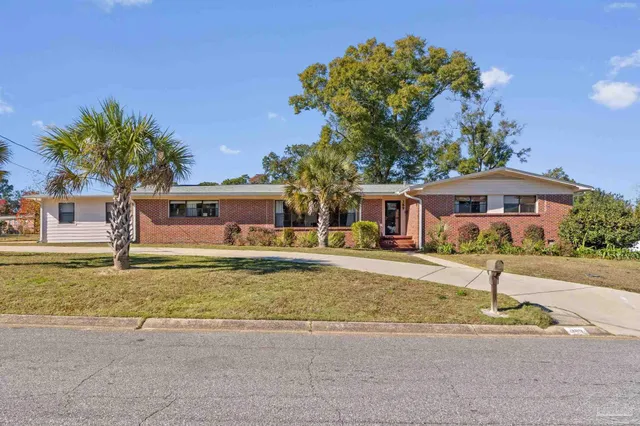 $599,000 | 389 Gamarra Road, Pensacola, FL 32503