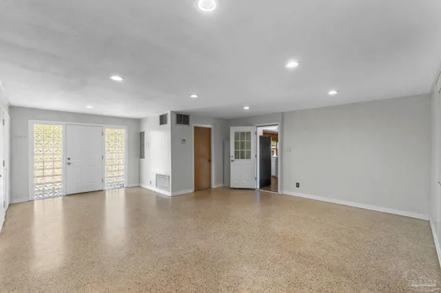 $580,000 | 389 Gamarra Road, Pensacola, FL 32503