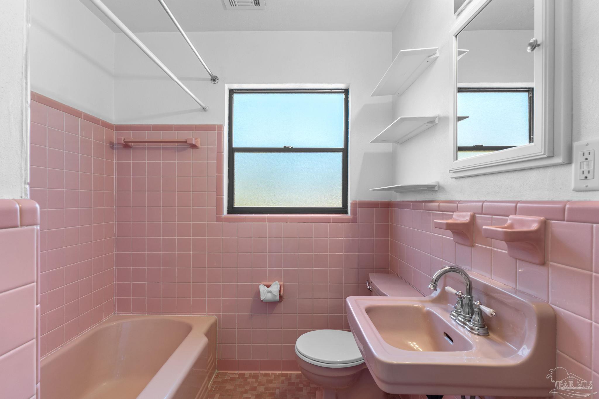 389 Gamarra Road Pensacola, FL 32503 - Photo 31 of 43