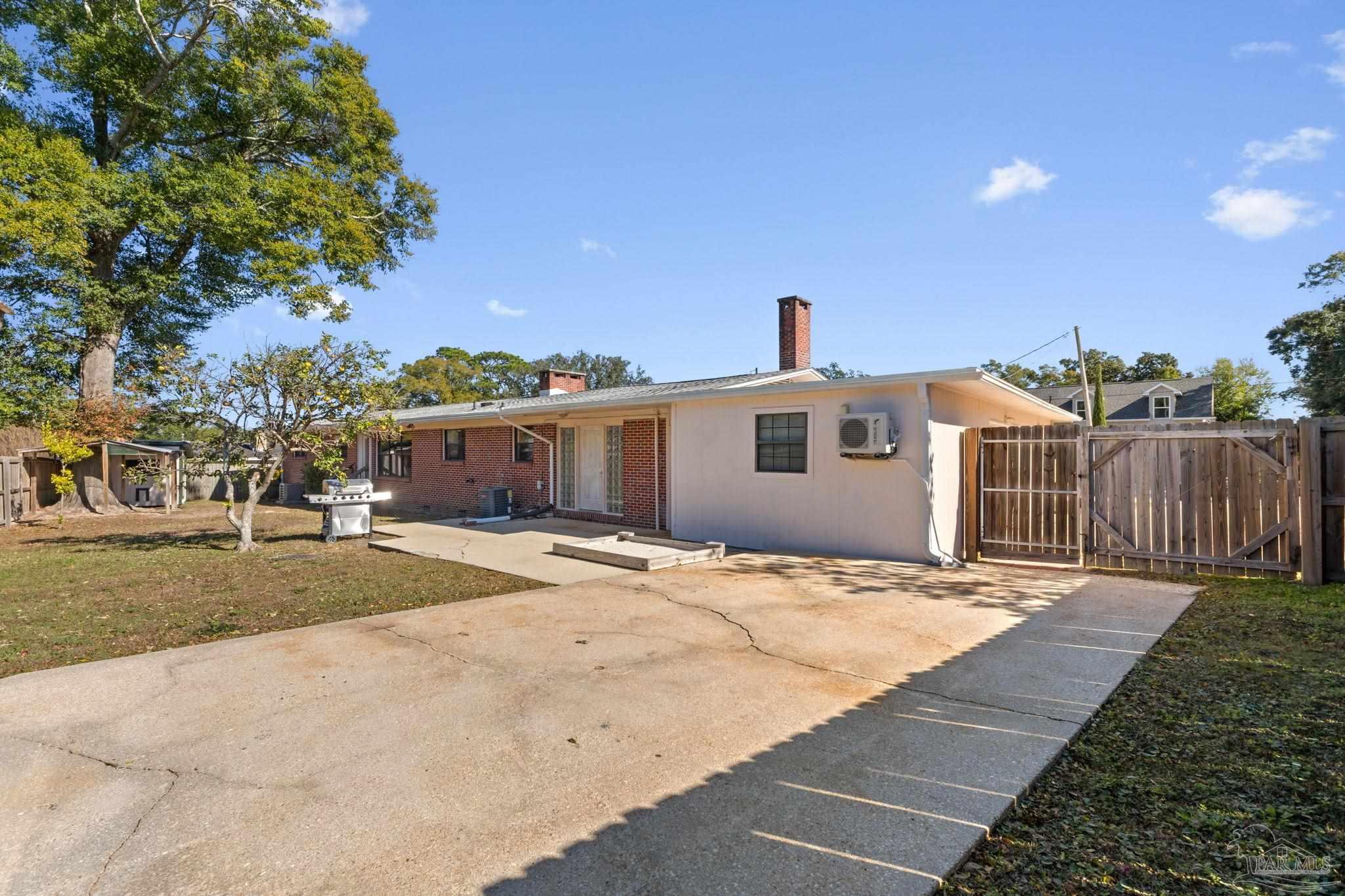 389 Gamarra Road Pensacola, FL 32503 - Photo 39 of 43