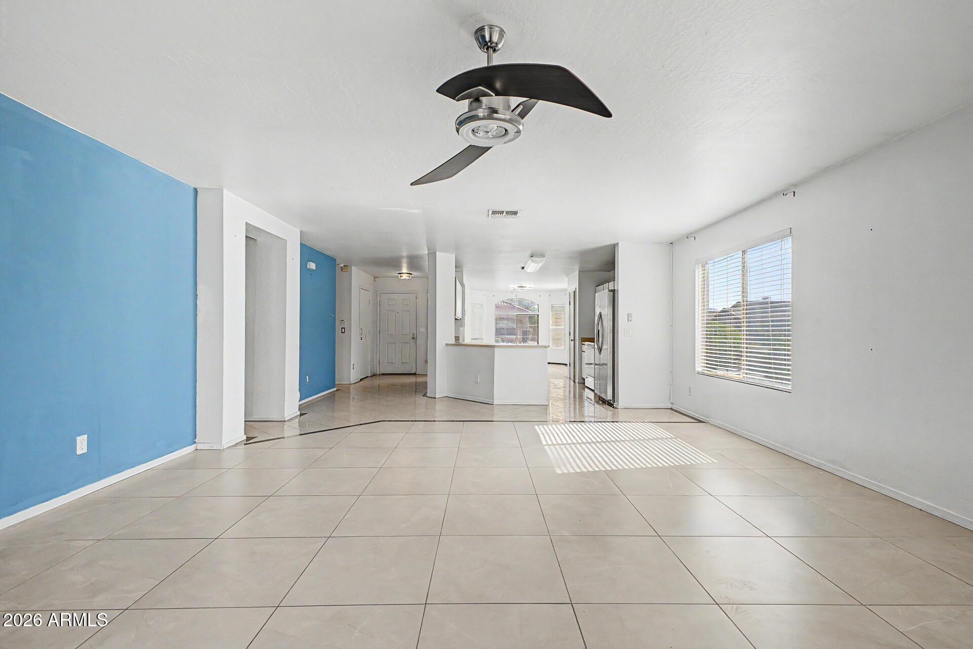 3222 West Apollo Road Phoenix, AZ 85041 - Photo 6 of 29 07 - Apollo