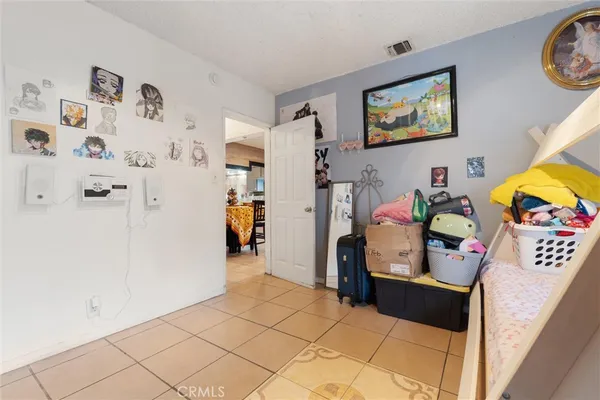 $639,000 | 511 South Pannes Avenue, Compton, CA 90221