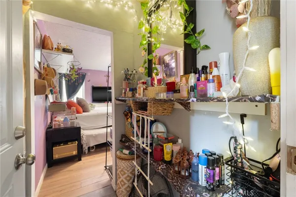 $639,000 | 511 South Pannes Avenue, Compton, CA 90221