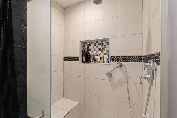 $639,000 | 511 South Pannes Avenue, Compton, CA 90221