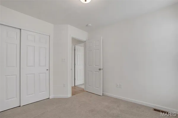 $327,819 | 2347 Reiff Drive, Florissant, MO 63031