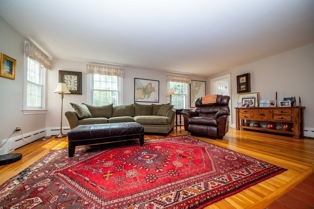 669 Stevens Road Swansea, MA 02777 - Photo 13 of 40 Gallery Image 13