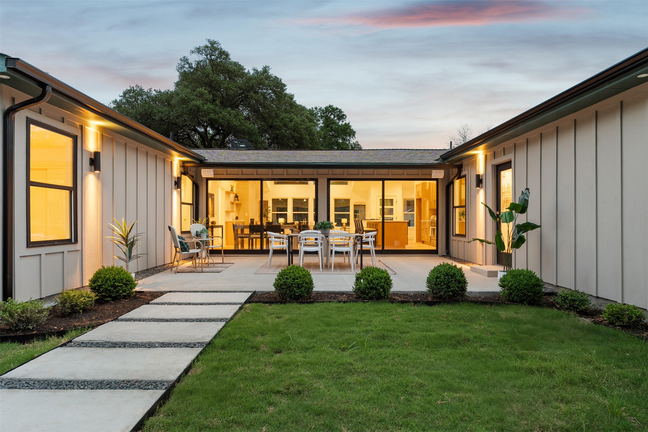 4906 Enchanted Lane Austin, TX 78745 - Photo 27 of 37