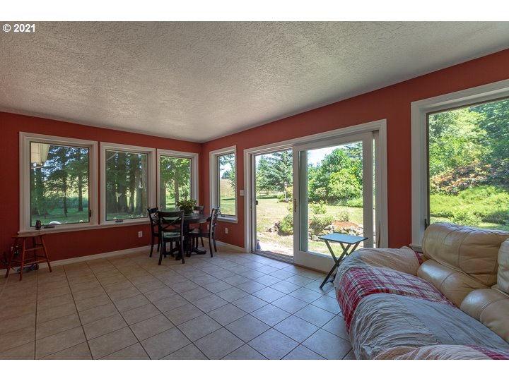232 Strunk Road Washougal, WA 98671 - Photo 14 of 32 Gallery Image 14