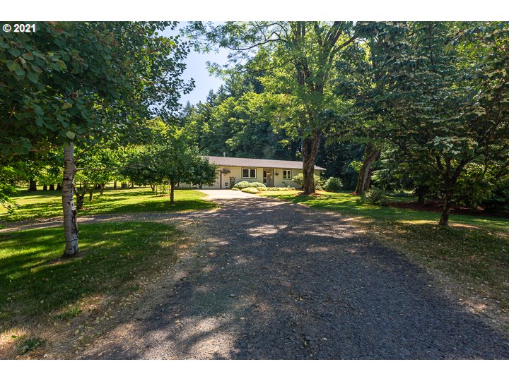 232 Strunk Road Washougal, WA 98671 - Photo 3 of 32 Gallery Image 3