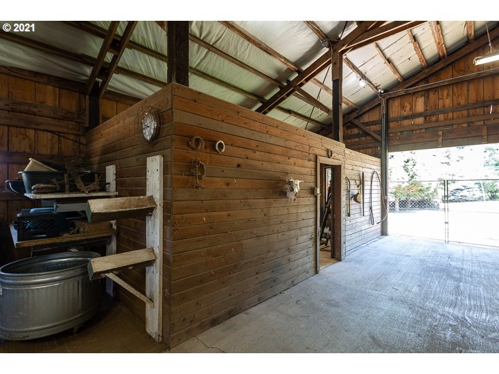 232 Strunk Road Washougal, WA 98671 - Photo 24 of 32 Gallery Image 24