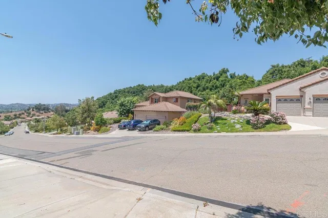 $2,975,000 | 3160 Slivkoff Drive, Escondido, CA 92027