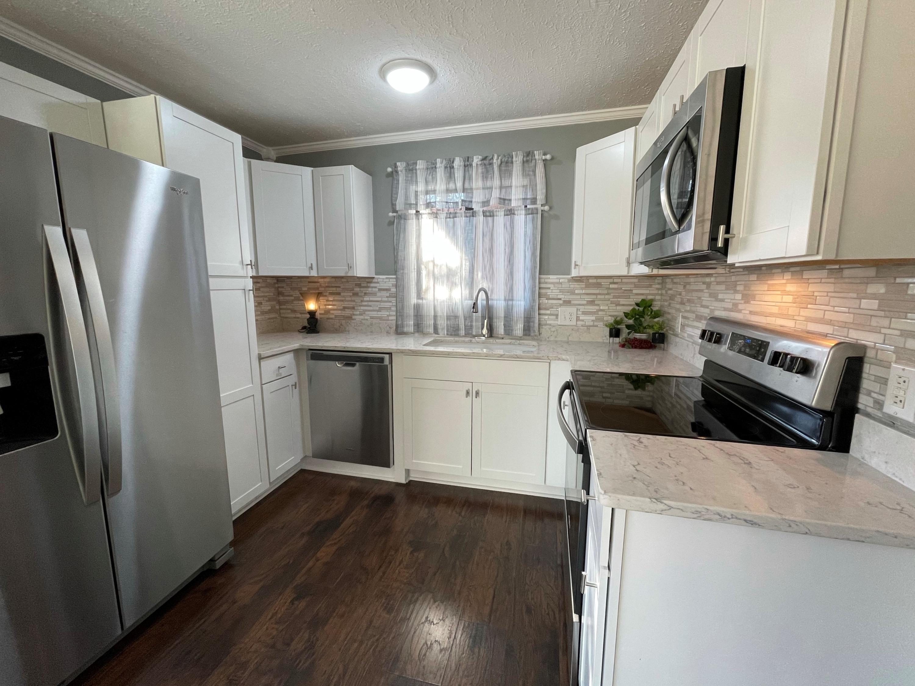 3936 Castle Road Gatlinburg, TN 37738 - Photo 12 of 39 9