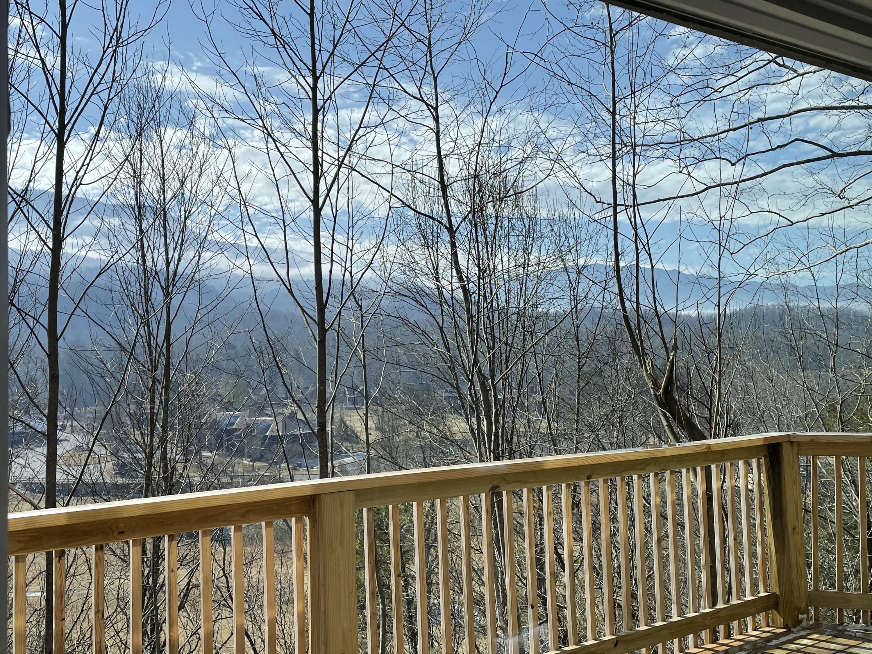 3936 Castle Road Gatlinburg, TN 37738 - Photo 37 of 39 32