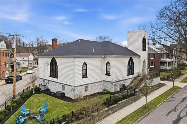 $1,300,000 | 201 Frederick Avenue, Sewickley, PA 15143