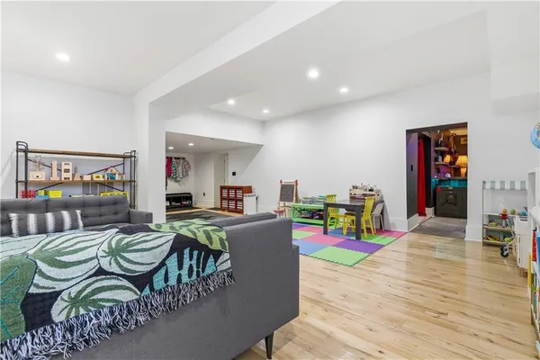 $1,300,000 | 201 Frederick Avenue, Sewickley, PA 15143