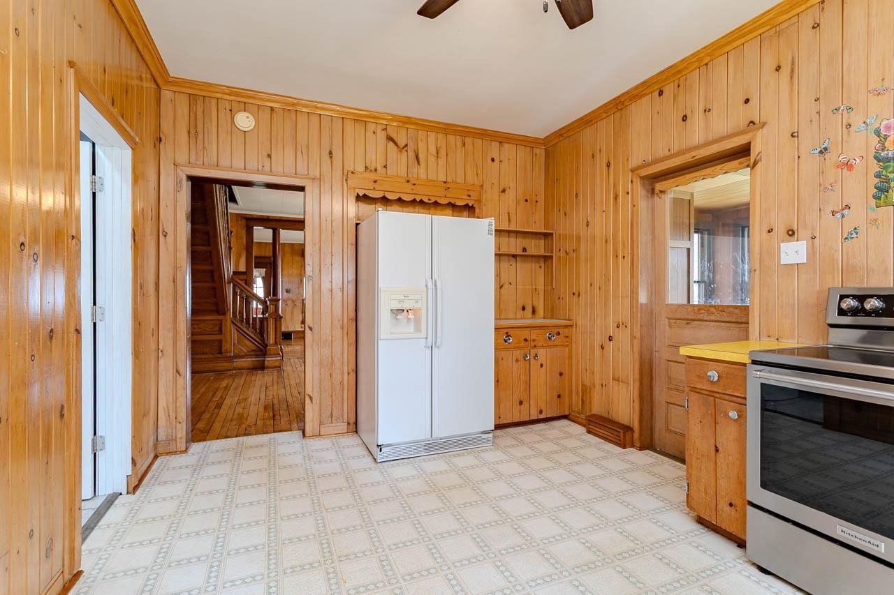 1403 Water Street Merrill, WI 54452 - Photo 5 of 52