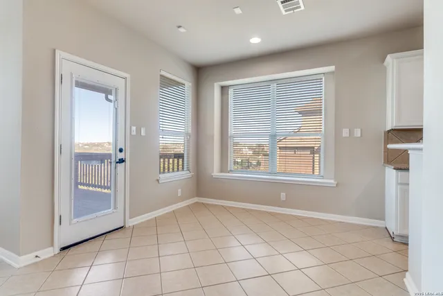 $3,500 | 21527 Beaver Brook, San Antonio, TX 78258