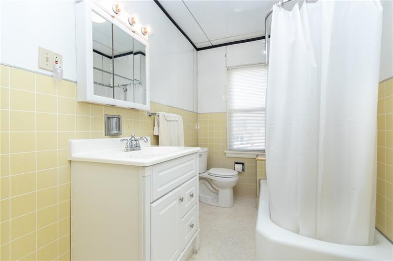 440 Jackson Street Rochester, PA 15074 - Photo 13 of 24
