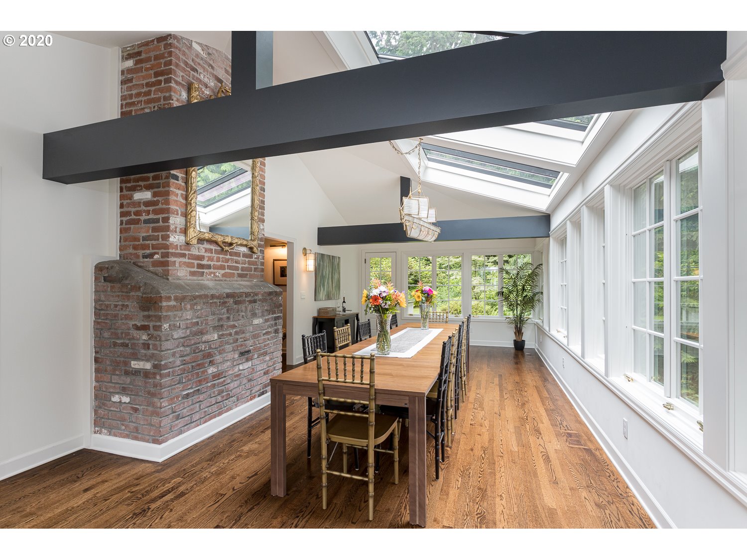 2237 Southwest Humphrey Park Road Portland, OR 97221 - Photo 8 of 32 Gallery Image 8