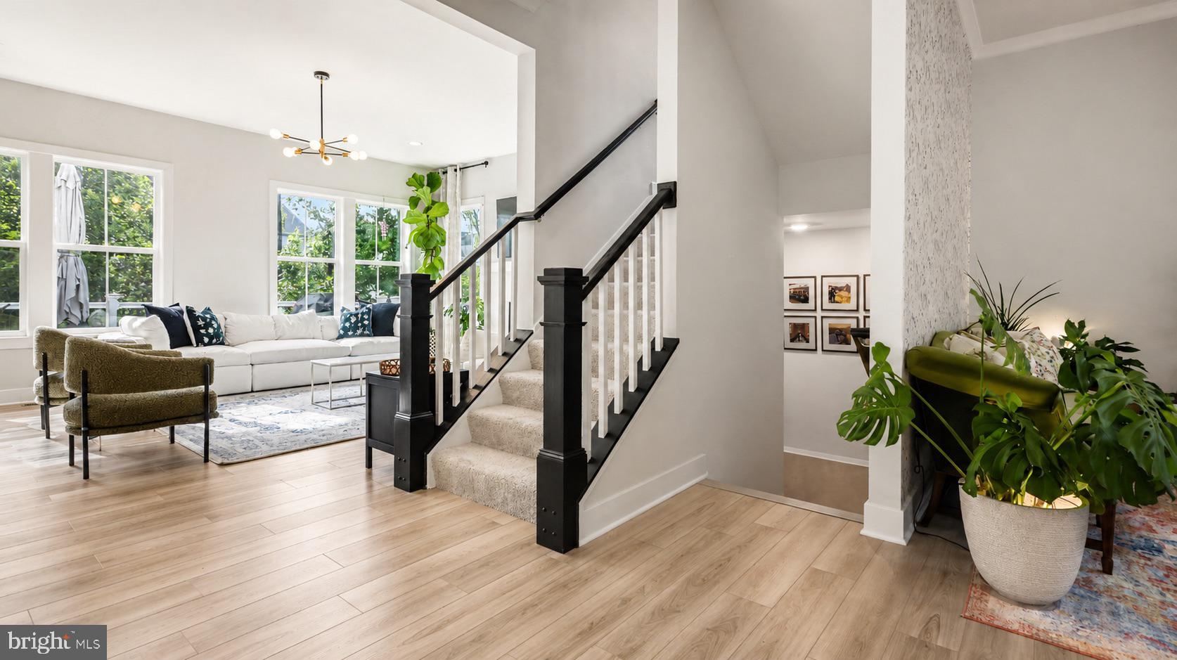 23609 Roselle Ridge Lane Aldie, VA 20105 - Photo 12 of 75 Bright and inviting entryway charm.
