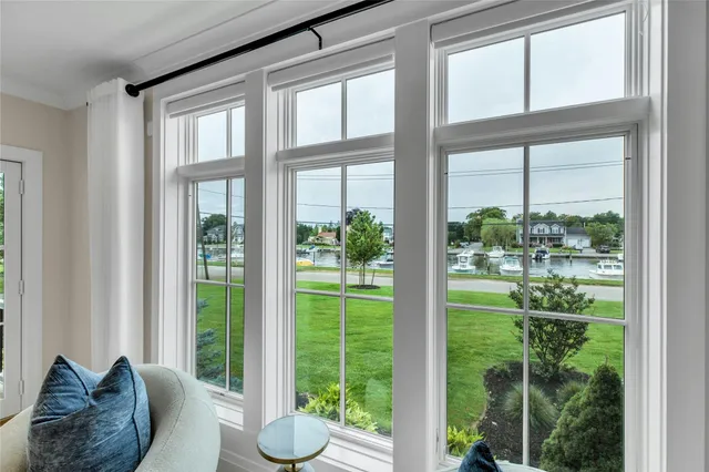 $2,999,999 | 52 Concourse East, Brightwaters, NY 11718