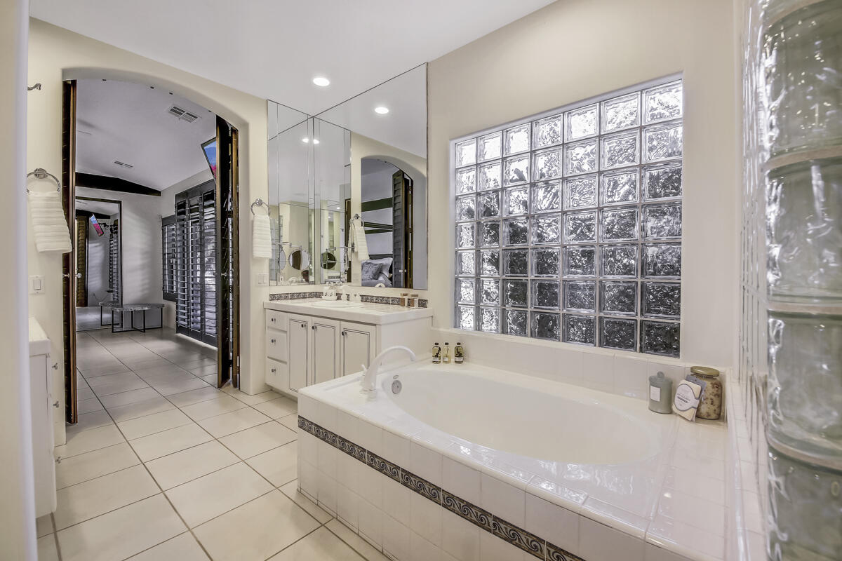 39880 Morningsprings Road Rancho Mirage, CA 92270 - Photo 23 of 86 41 MASTER BATH MLS SIZE