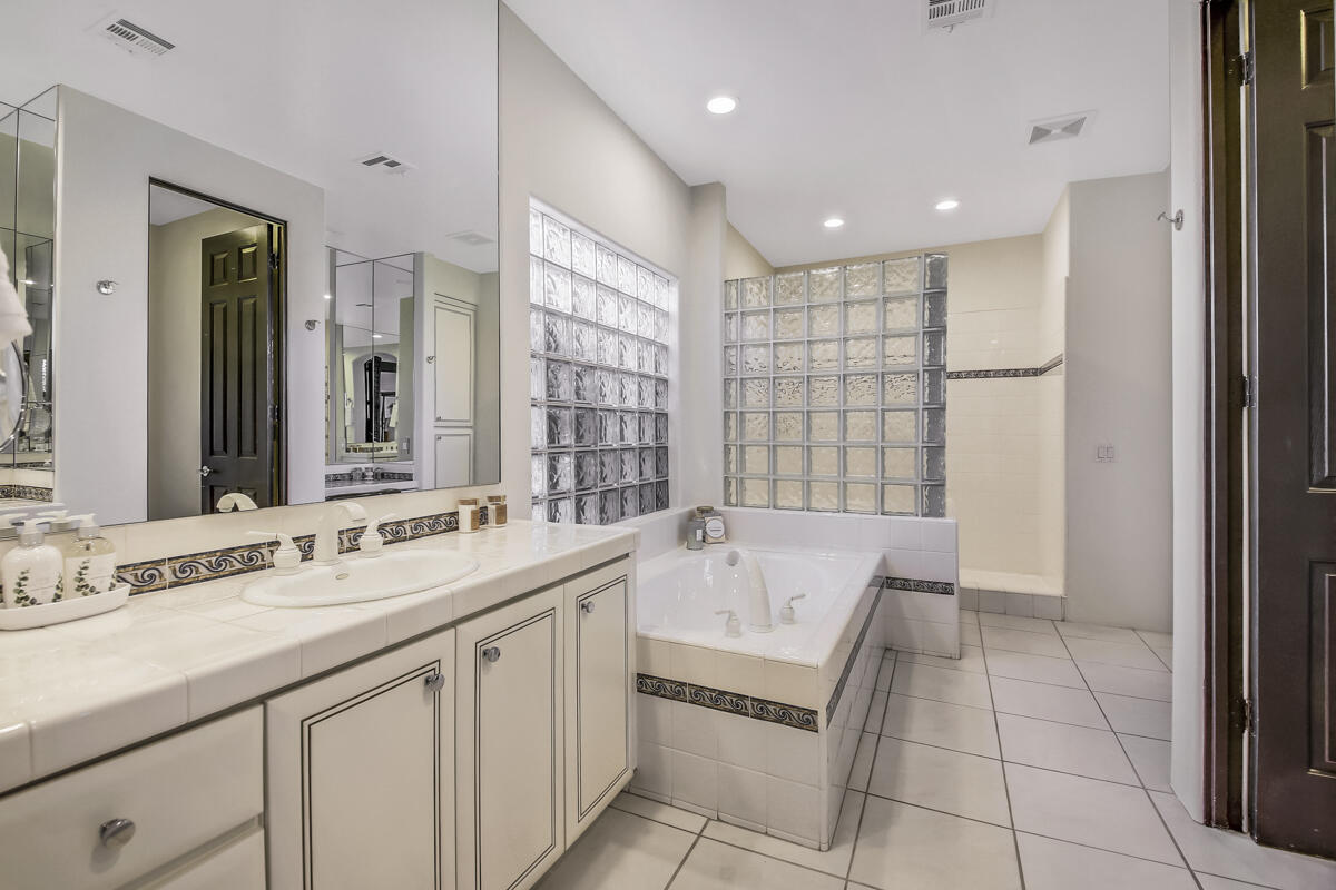 39880 Morningsprings Road Rancho Mirage, CA 92270 - Photo 24 of 86 40 MASTER BATH MLS SIZE