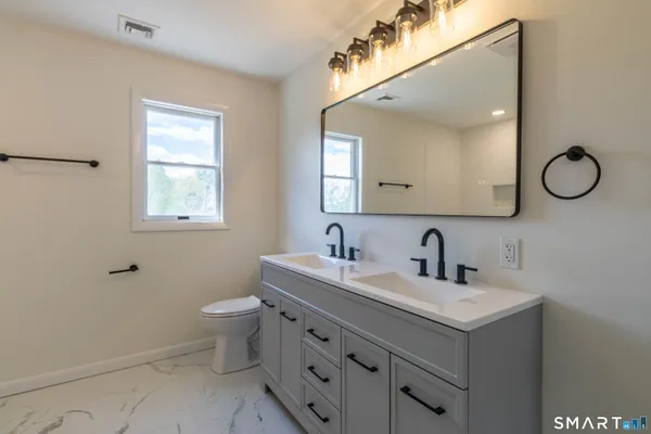 $1,150,000 | 60 Abbe Road, East Windsor, CT 06088