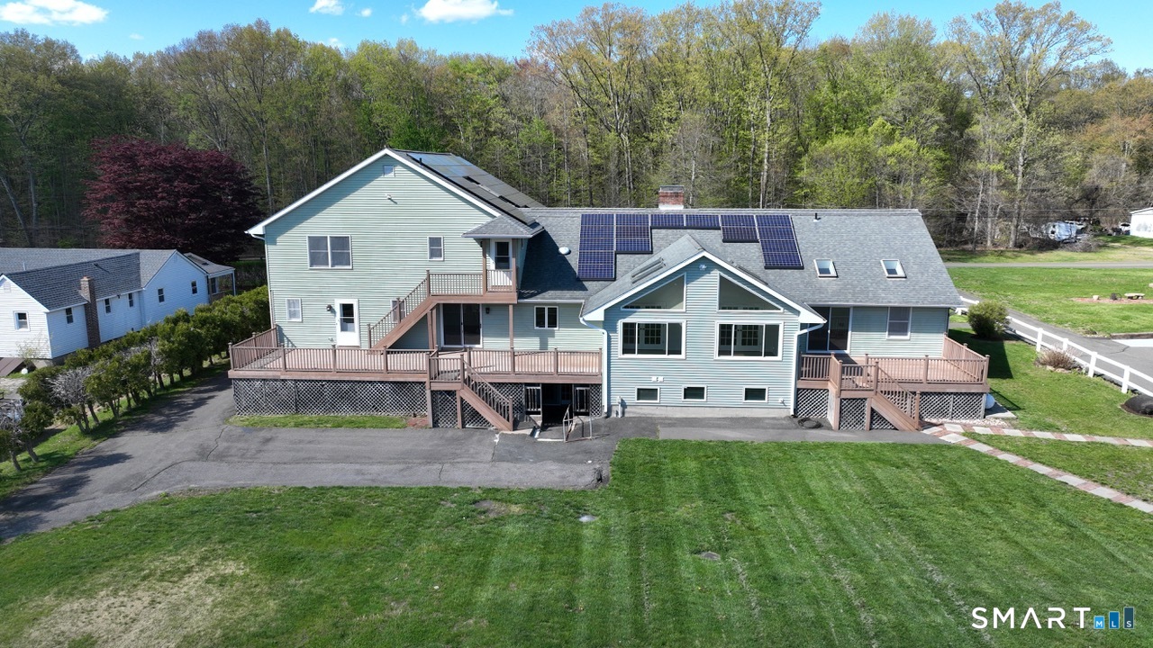 60 Abbe Road East Windsor, CT 06088 - Photo 3 of 37