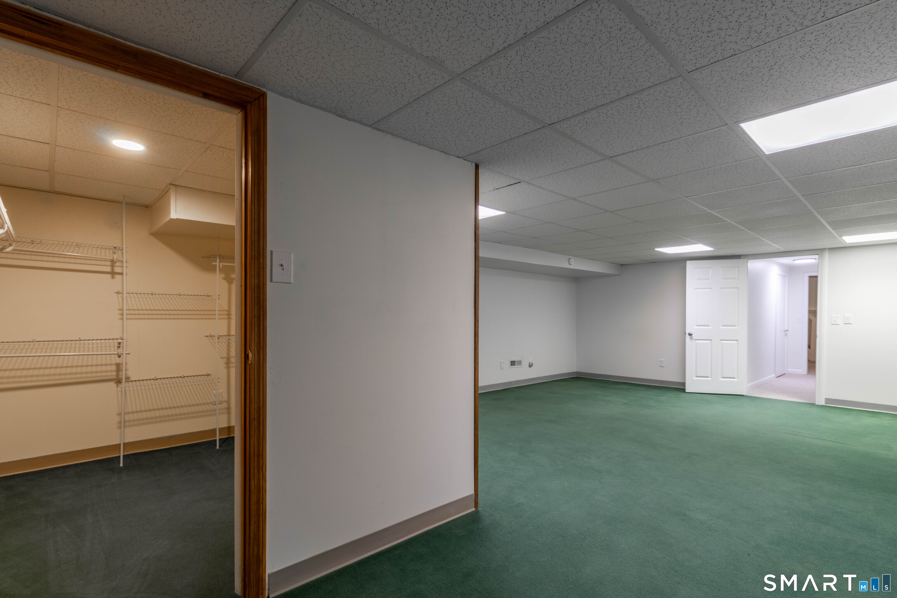 60 Abbe Road East Windsor, CT 06088 - Photo 35 of 37
