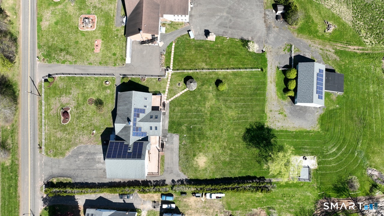 60 Abbe Road East Windsor, CT 06088 - Photo 7 of 37